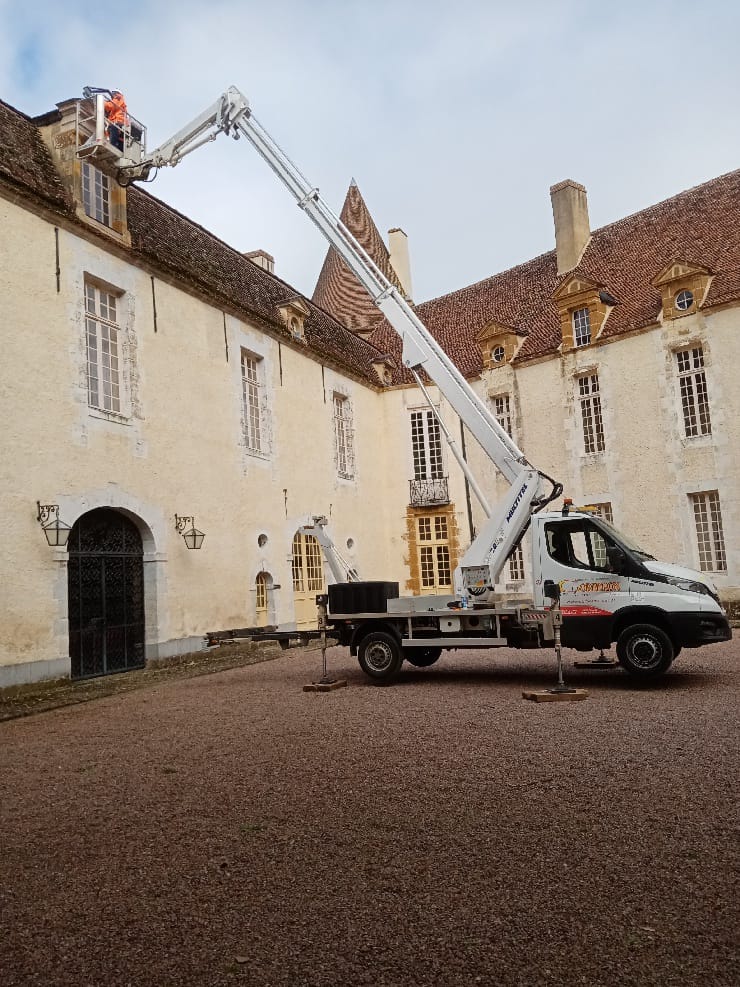 Installation Starlink (300+ clients) — réalisation Sarreinfo